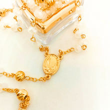 Load image into Gallery viewer, Apparitions of Fatima Rosary - Heart Box