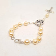 Load image into Gallery viewer, Pearl Rosary of Fatima