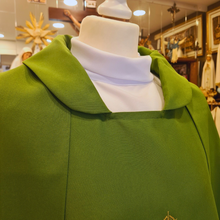 Load image into Gallery viewer, Green Chasuble