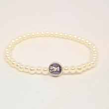 Load image into Gallery viewer, Our Lady of Fatima Pearl Bracelet with Medal