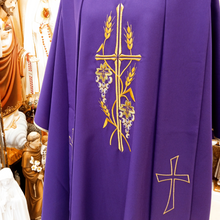 Load image into Gallery viewer, Purple Chasuble