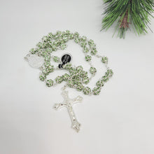 Load image into Gallery viewer, Premium Silver Medal of Fatima Rosary - Green