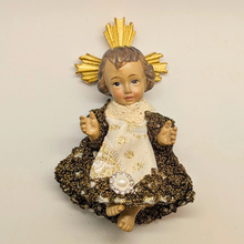 Cargar imagen en el visor de la galería, Dressed Baby Jesus with Pillow [Premium] - 3.94&#39;&#39; | 10cm
