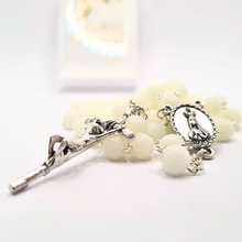 Cargar imagen en el visor de la galería, Glow in the Dark - Rose Scented - Apparitions of Our Lady of Fatima Rosary
