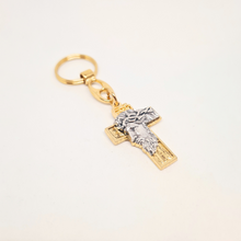 Cargar imagen en el visor de la galería, His Face Keychain [Golden]
