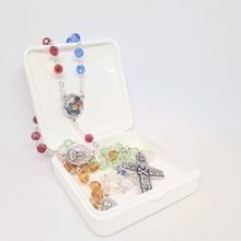 Cargar imagen en el visor de la galería, Jubilee Crystal Rosary
