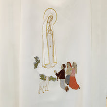 Carregar imagem no visualizador da galeria, Marian Chasuble - Apparitions of Our Lady of Fatima
