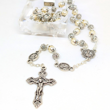 Load image into Gallery viewer, Medals of Fatima Pearl Rosary
