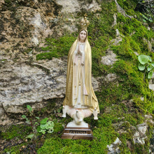 Load image into Gallery viewer, Our Lady of Fatima - Golden Special Edition - 11.8&#39;&#39; | 30cm
