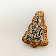 Cargar imagen en el visor de la galería, Our Lady of Fatima - Car Magnet
