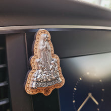Cargar imagen en el visor de la galería, Our Lady of Fatima - Car Magnet
