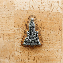 Cargar imagen en el visor de la galería, Our Lady of Fatima - Car Magnet
