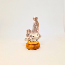 Carregar imagem no visualizador da galeria, Our Lady of Fatima Vehicle Statue
