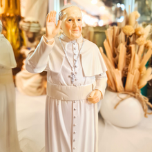 Cargar imagen en el visor de la galería, Pope Francis [7.87&#39;&#39; | 20cm]
