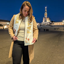 Cargar imagen en el visor de la galería, Pope Francis Blessed Scarf
