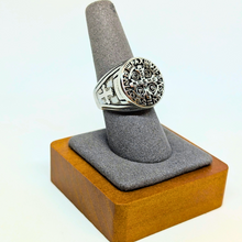 Cargar imagen en el visor de la galería, Saint Benedict Ring [Stainless Steel]
