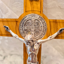 Carregar imagem no visualizador da galeria, Saint Benedict Wall Crucifix
