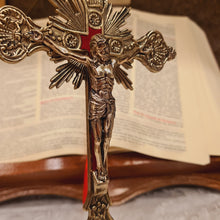 Cargar imagen en el visor de la galería, Standing Crucifix - 8.3&#39;&#39; | 21cm [Metal]
