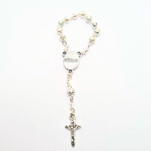 Carregar imagem no visualizador da galeria, Statue - Translucent Decade Rosary

