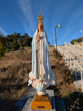 Load image into Gallery viewer, Traditional Our Lady of Fatima [20&#39;&#39; | 50cm]

