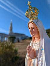 Load image into Gallery viewer, Traditional Our Lady of Fatima [20&#39;&#39; | 50cm]
