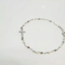 Cargar y reproducir el video en el visor de la galería, Silver Cross Bracelet with Zirconia [925 Silver]
