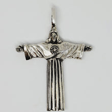 Cargar imagen en el visor de la galería, Christ the King [Sterling Silver]
