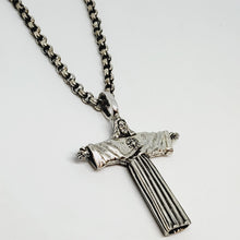 Cargar imagen en el visor de la galería, Christ the King [Sterling Silver]
