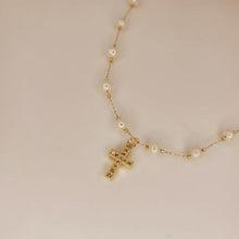 Cargar y reproducir el video en el visor de la galería, Decade Rosary Necklace with Crystals
