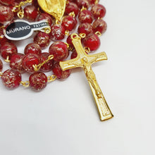 Cargar imagen en el visor de la galería, Rosario de Murano Rojo y Dorado del Centenario de las Apariciones
