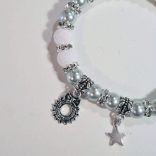 Load image into Gallery viewer, Christmas Bracelet - Cream and Gray
