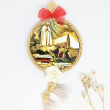 Carregar imagem no visualizador da galeria, Christmas Ornament - Apparitions of Our Lady of Fatima

