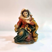 Load image into Gallery viewer, Classic Nativity Scene - 3 Pieces | 4.13&#39;&#39; | 10.5cm

