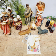 Carregar imagem no visualizador da galeria, Loja Esperanca Exclusive Nativity Scene - Complete Set
