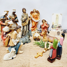 Carregar imagem no visualizador da galeria, Loja Esperanca Exclusive Nativity Scene - Complete Set
