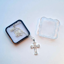 Cargar imagen en el visor de la galería, Silver Cross Necklace with semi precious gems
