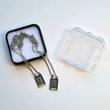 Cargar imagen en el visor de la galería, Silver Scapular - Our Lady of Mount Carmel and Sacred Heart of Jesus
